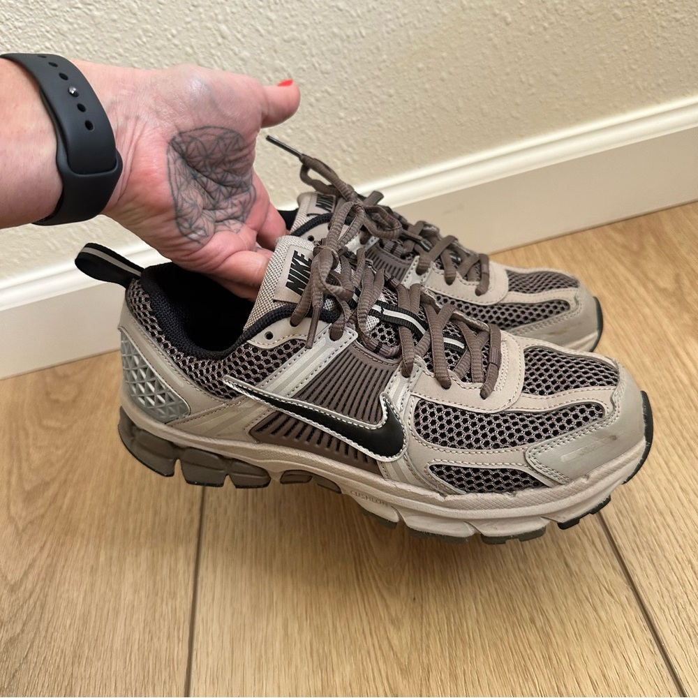 Nike Vomero 5 big kids 5.5